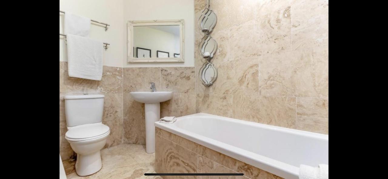 Private Apartment - 3 Bedrooms Harrogate Exterior foto